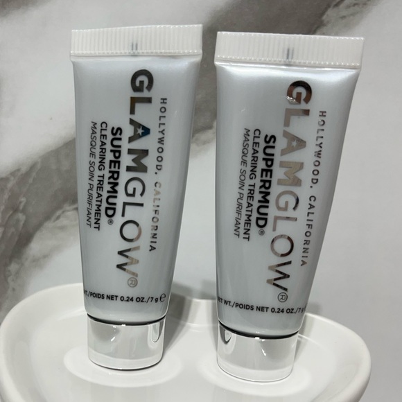 GLAMGLOW® SUPERMUD Clearing Charcoal Instant Treatment Mask - Picture 1 of 3